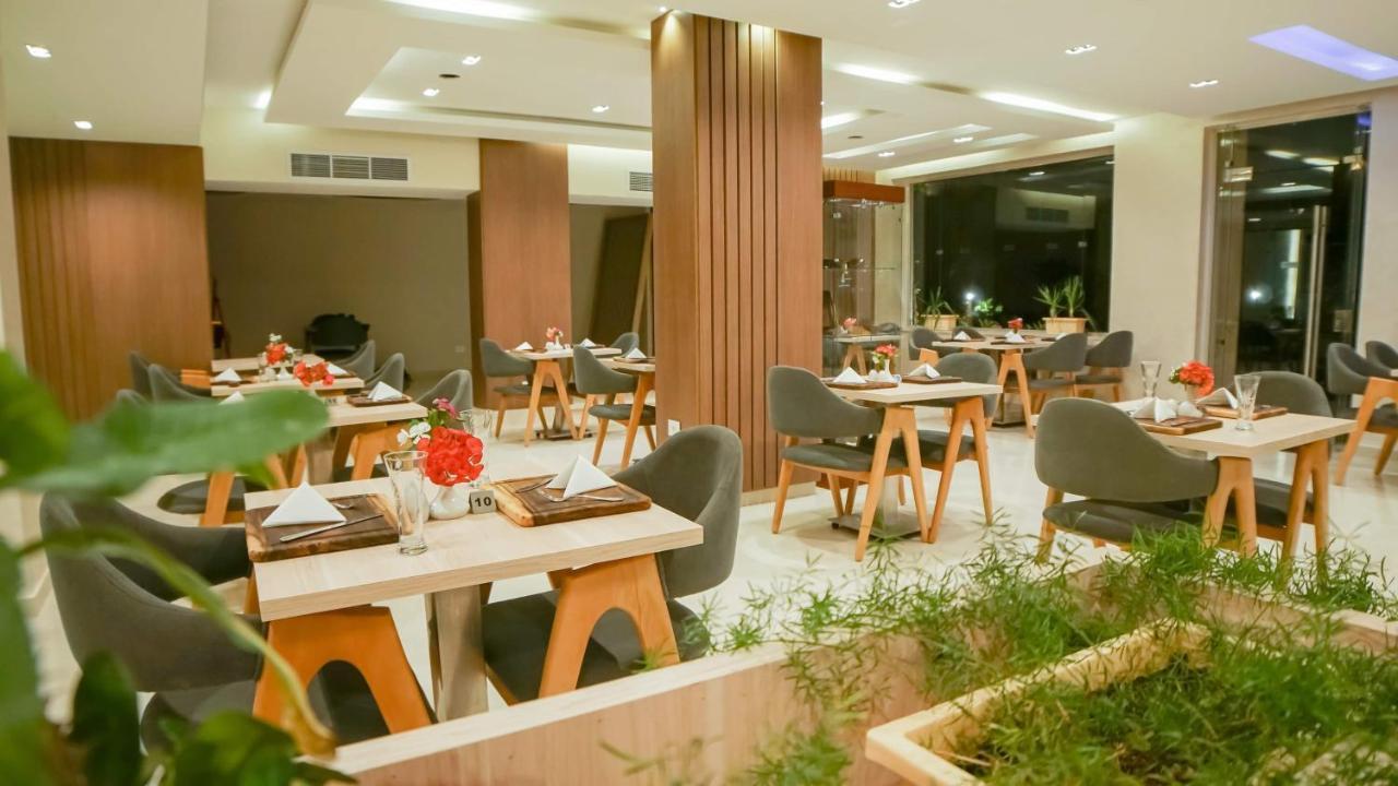 Rivoli Suites Hurghada Exterior foto